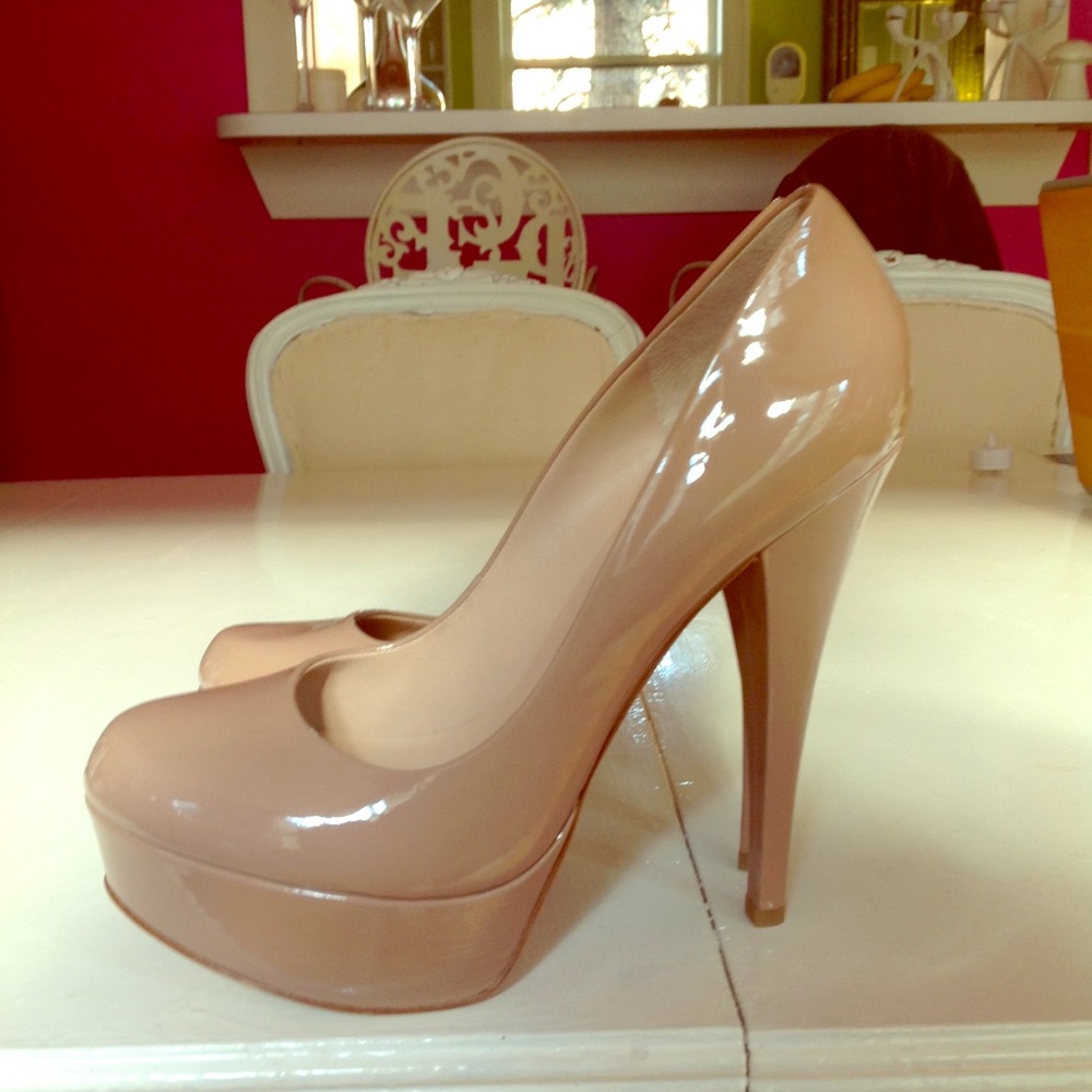 Alejandro Ingelmo Nude Platform Pump Size 10